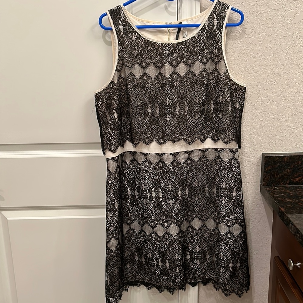 Kensie Lace Dress
